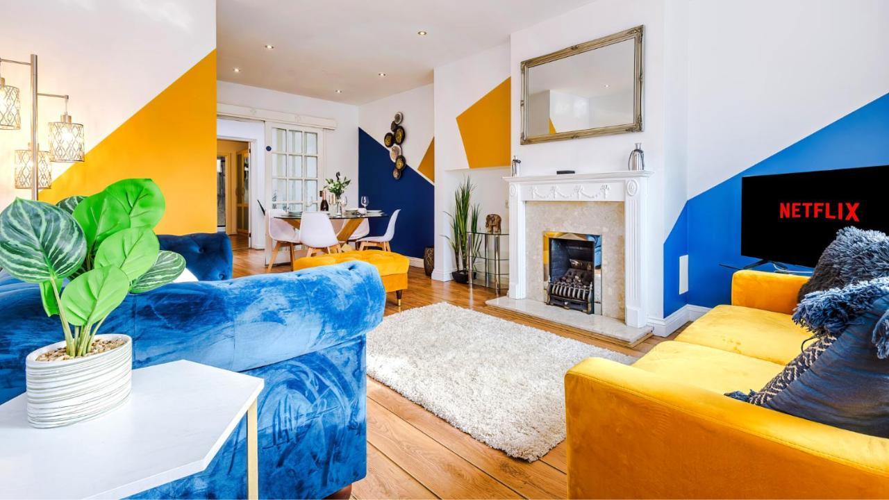 Newhall Road - 4 Bedroom Chester Home - Parking Wervin Экстерьер фото